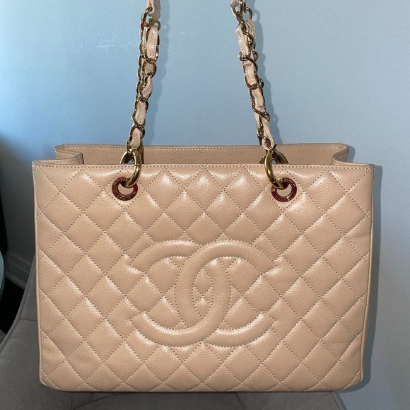 Chanel GST (Grand Shopping Tote) - Picture 1 of 10